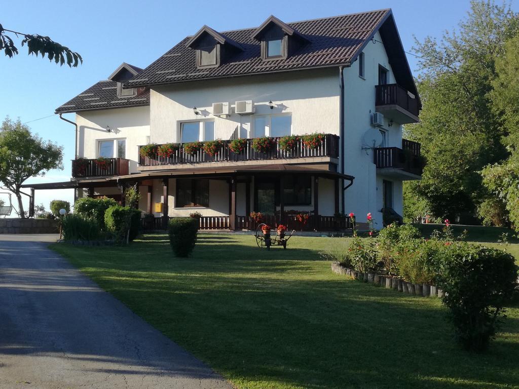 Guesthouse Sebalj Rakovica Exterior foto