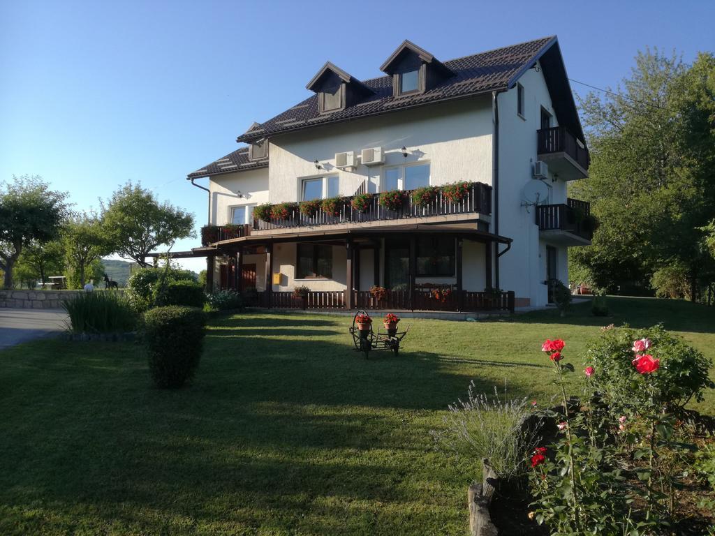 Guesthouse Sebalj Rakovica Exterior foto